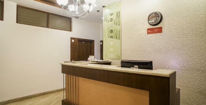 Mint Hotel Chandīgarh Buitenkant foto